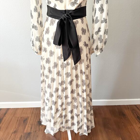 NWOT Saloni Denise Bow Print Silk Midi Dress Cream & Black Women's Size 2 - Picture 9 of 15